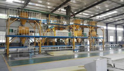 一体化外保温模板设备 推动建筑节能的新引擎